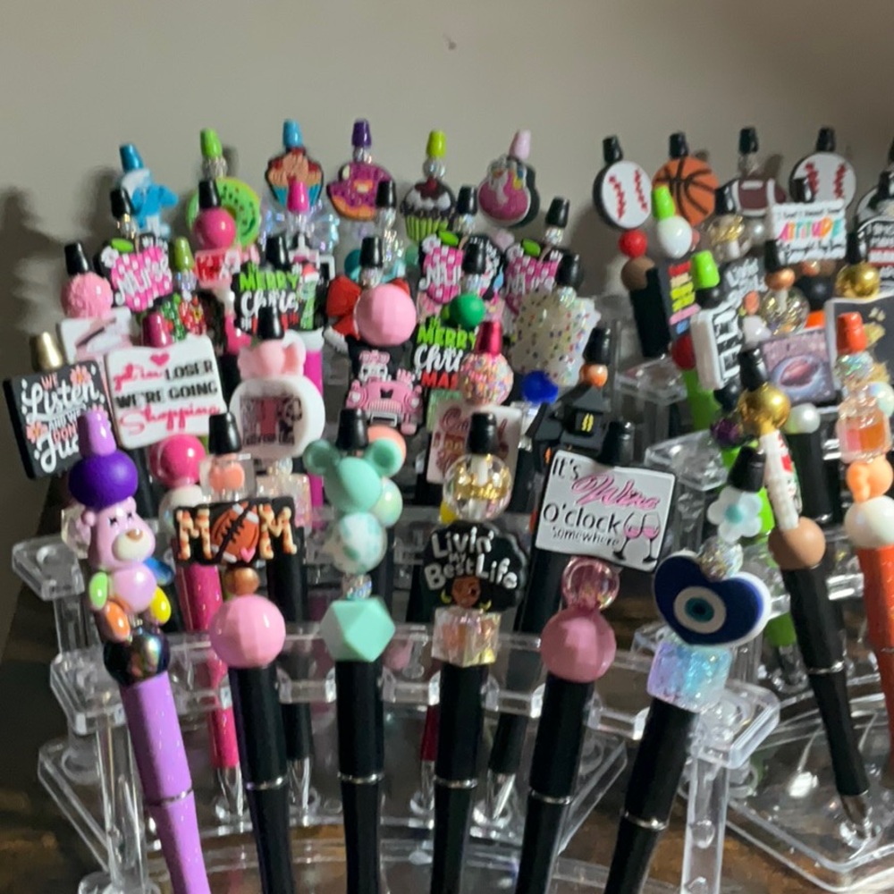 Fun Quote Pens with Colorful Charms - Picture 9 of 16